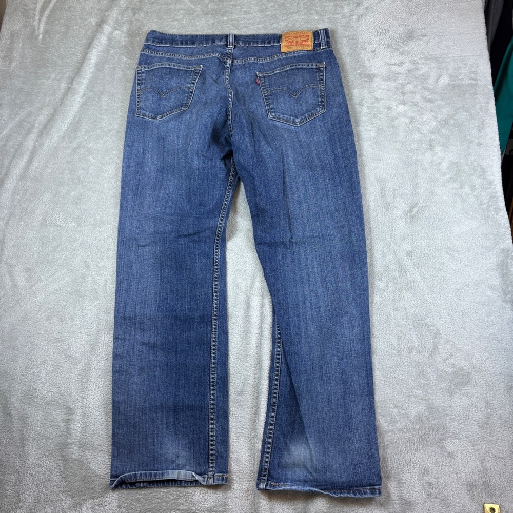 Levi's Jeans Mens 36 559 Relaxed Straight Blue‎ Whiskered Faded Stretch Denim - Picture 2 of 8